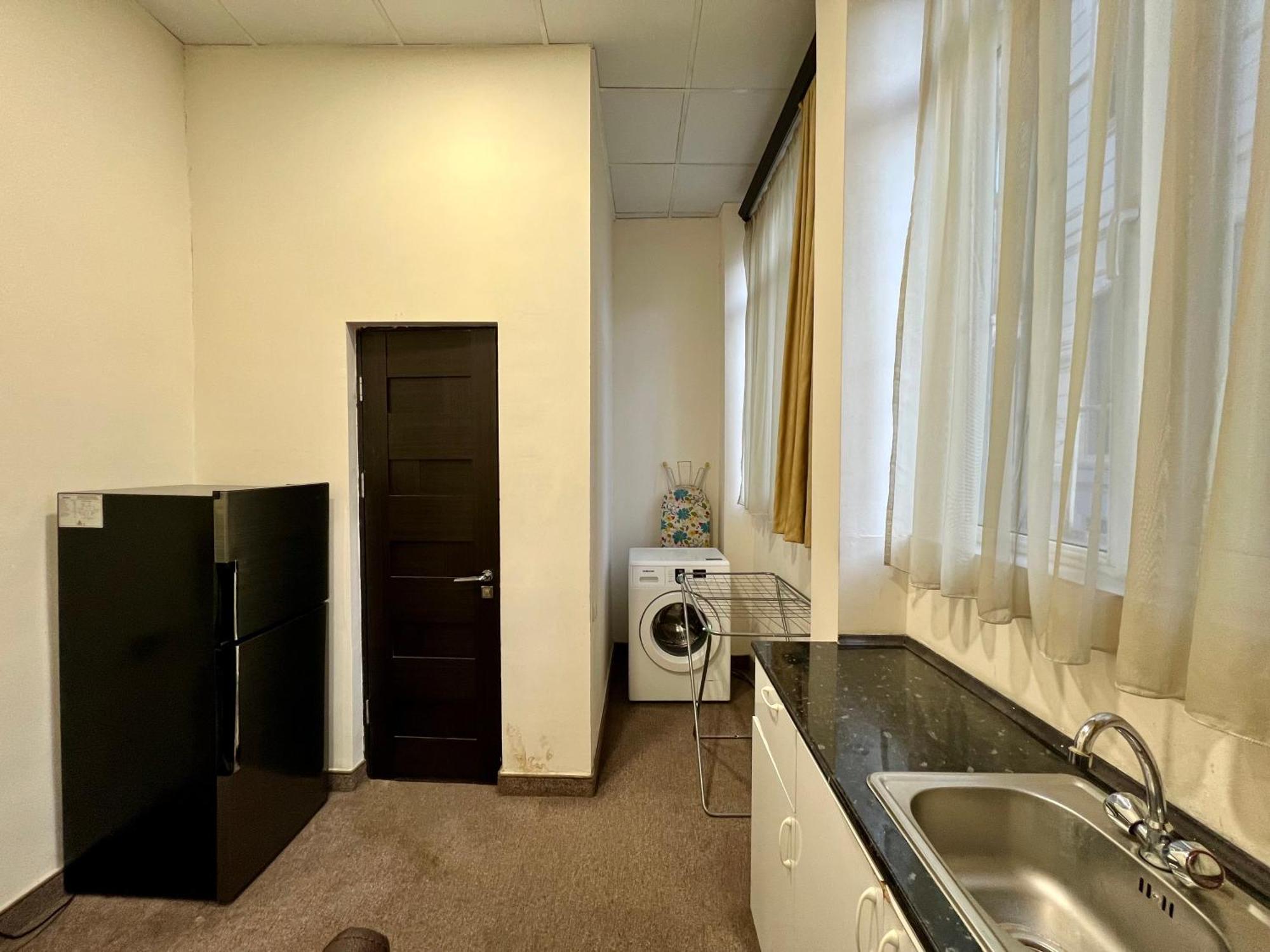 Yvn Tumanyan Apart-Hotel 耶烈万 外观 照片